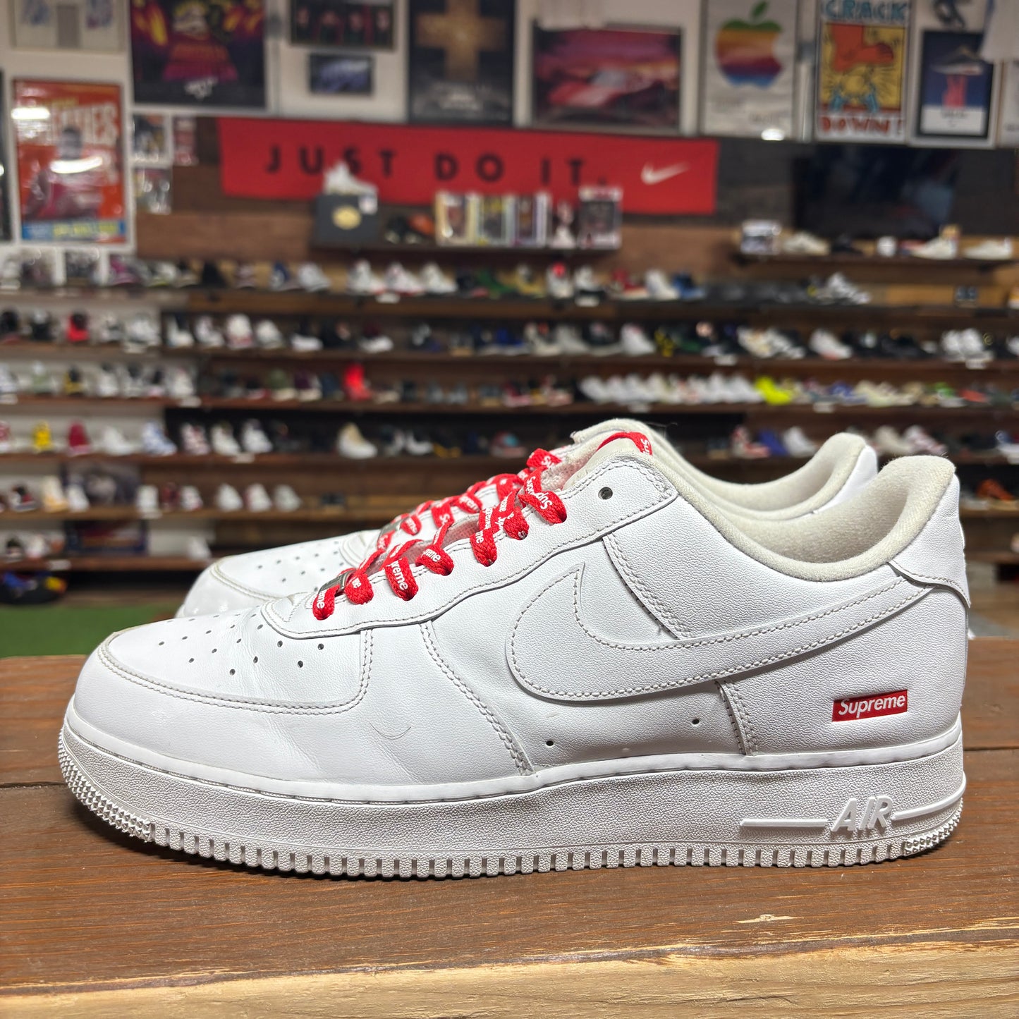 Nike AF1 Low 'Supreme Triple White' Size 11.5