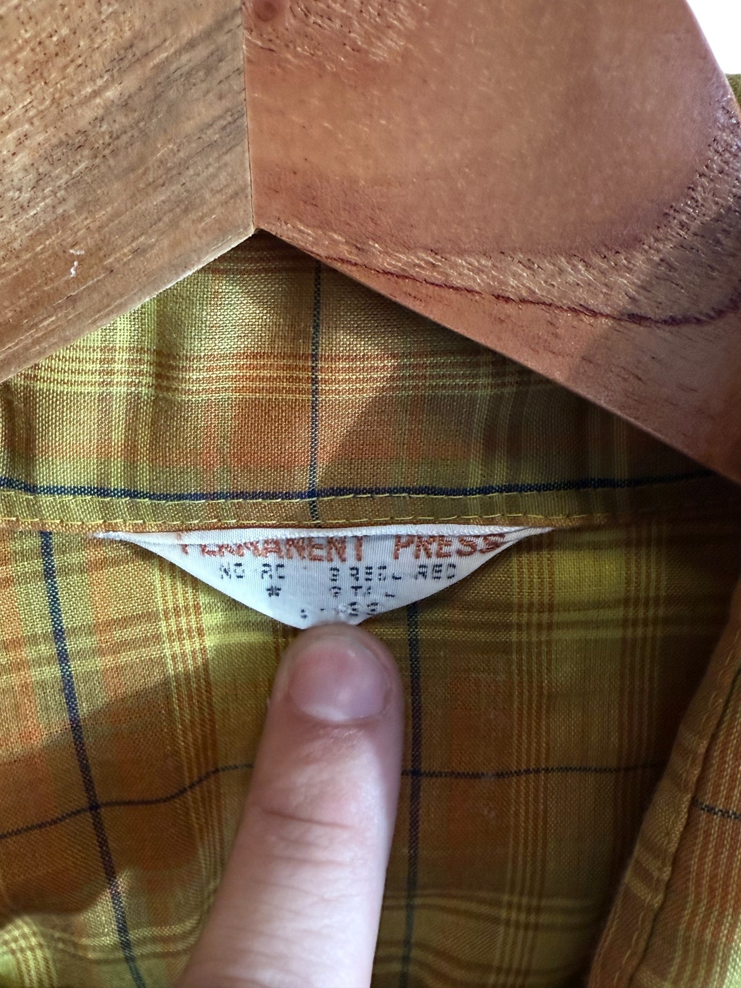 Vintage 70's Plaid Pearl Snap Western Wear Button Up Shirt Size Large