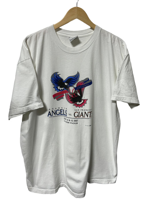 Vintage 1997 Angels vs Giants American National Baseball Graphic Tee Size XXL