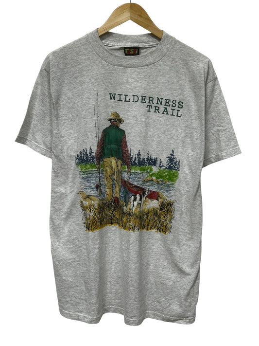 Vintage 90's Wilderness Trail Fishing Graphic Tee Size Large