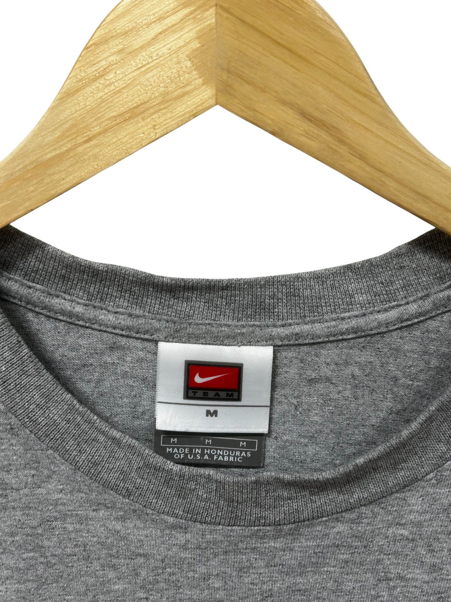 Vintage Y2K Nike Boston Red Sox Center Swoosh Tee Size Medium