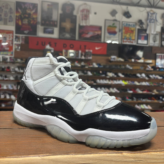 Jordan 11 'Concord' Size 13