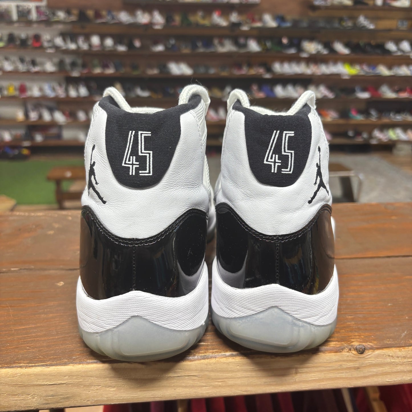 Jordan 11 'Concord' Size 13