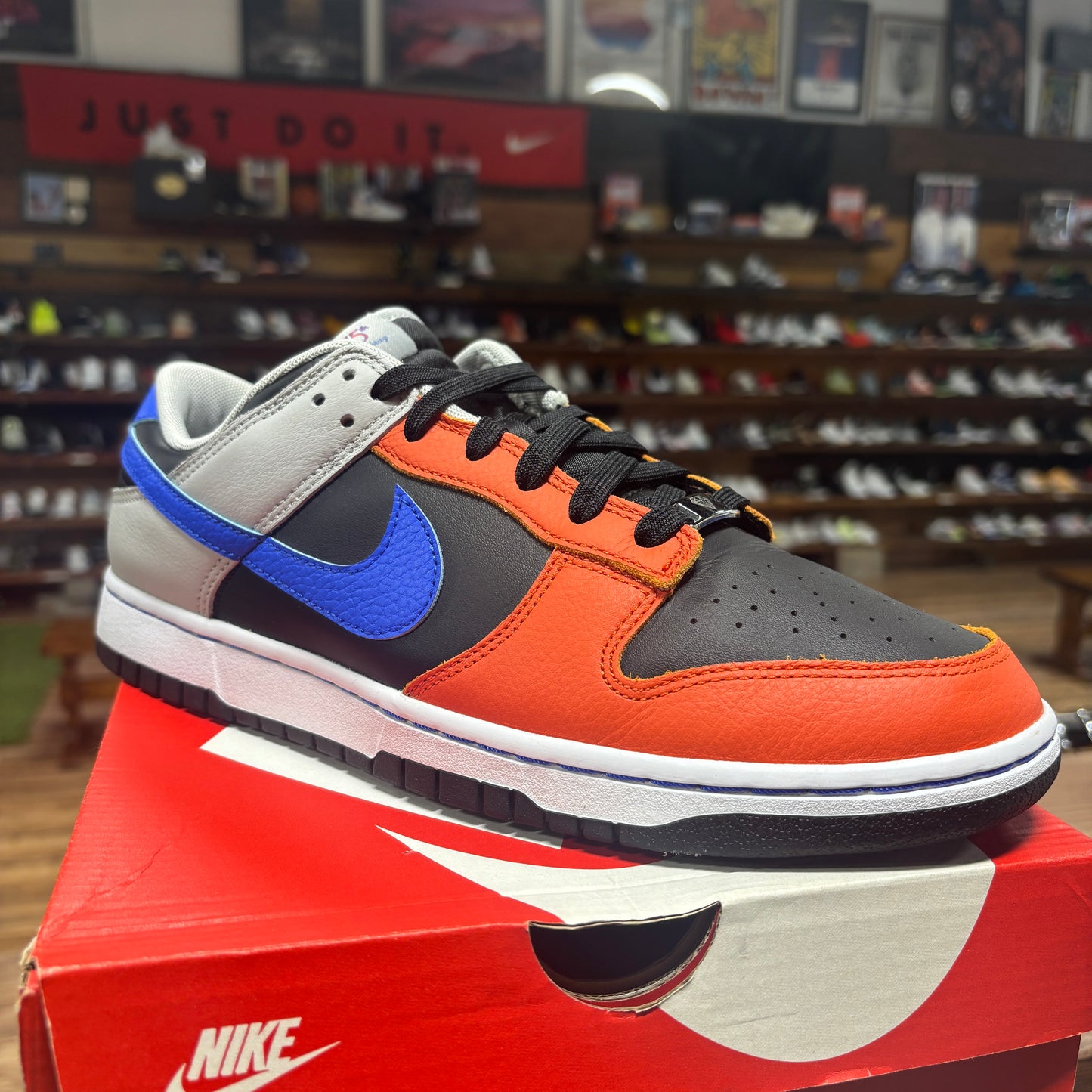 Nike Dunk Low 'NBA 75th Anniversary Knicks' Size 10.5