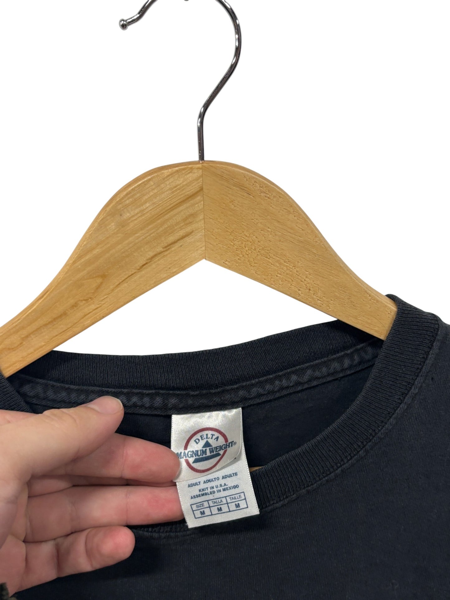 Vintage Y2K Bowhunting Graphic Tee Size Medium