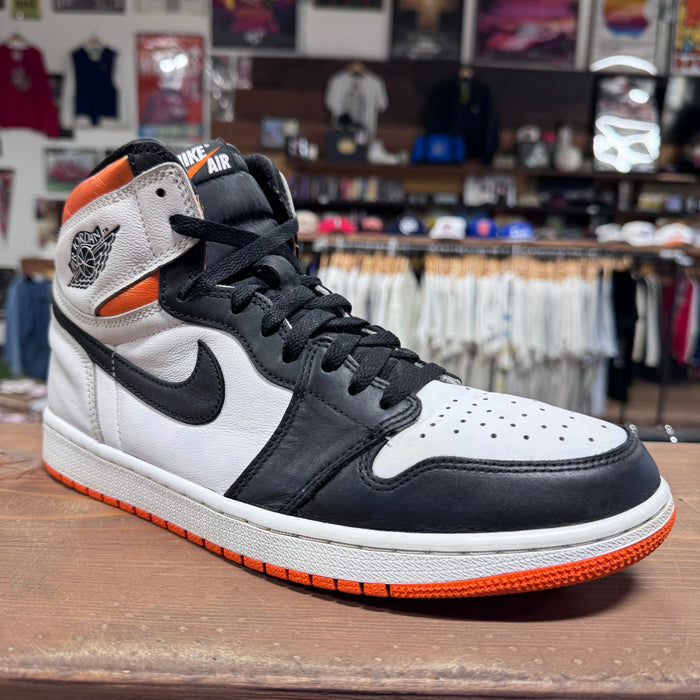 Jordan 1 'Electro Orange' Size 10