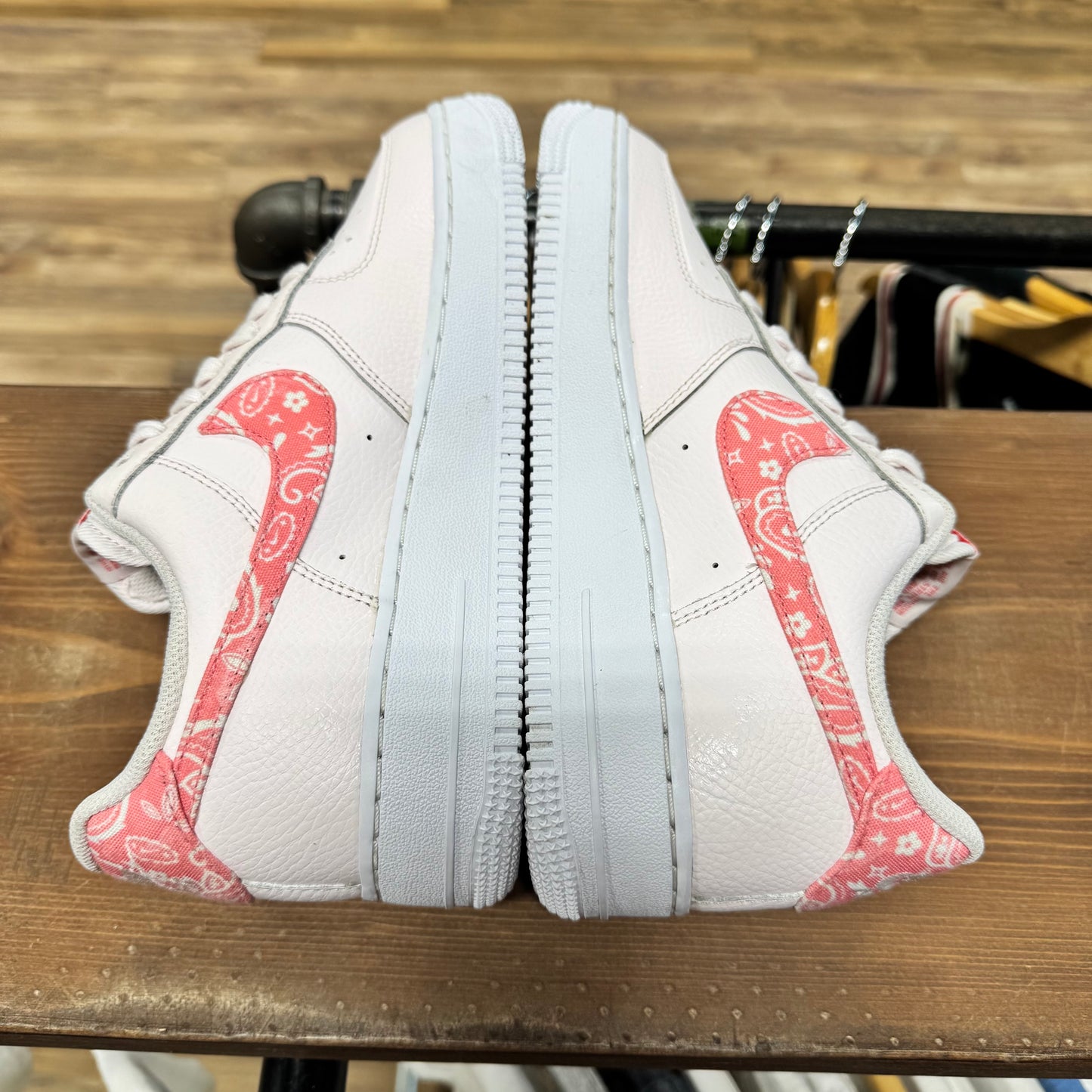 Nike Air Force 1 Low 'Paisley Pink' Size 7.5W/6Y