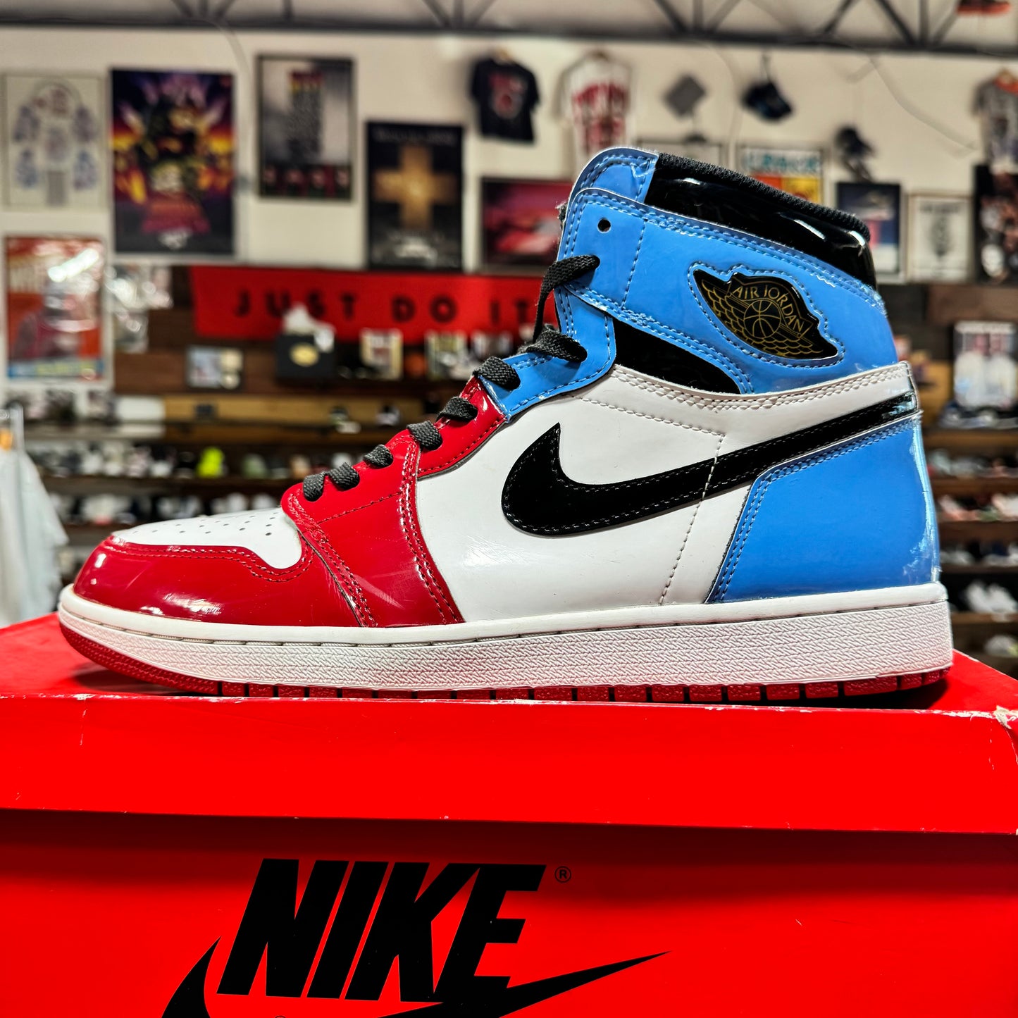 Jordan 1 'Fearless UNC to CHI' Size 11