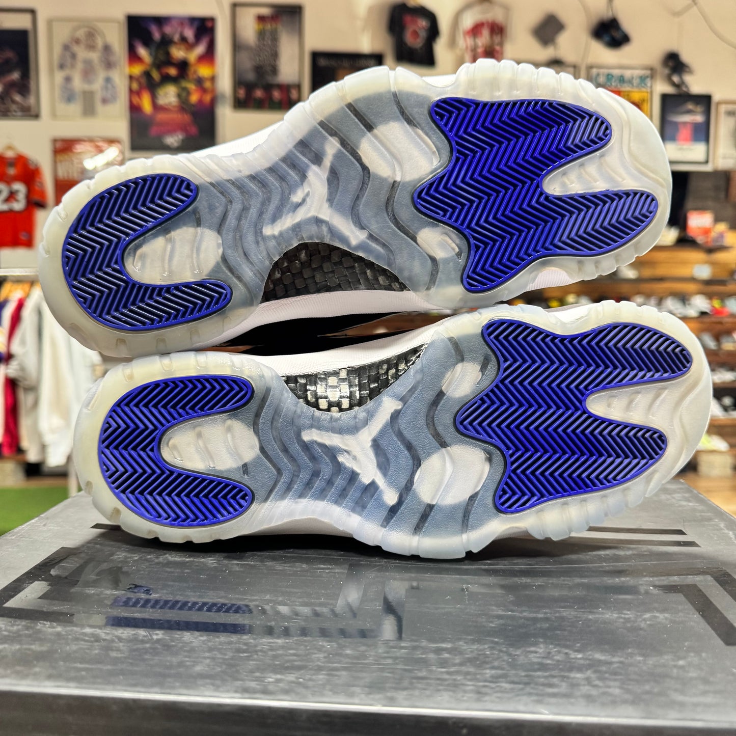 Jordan 11 'Space Jam' Size 11