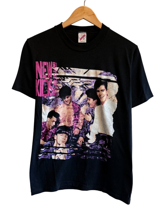 Vintage New Kids on the Block Magic Summer Band Tour Graphic Tee Size Medium