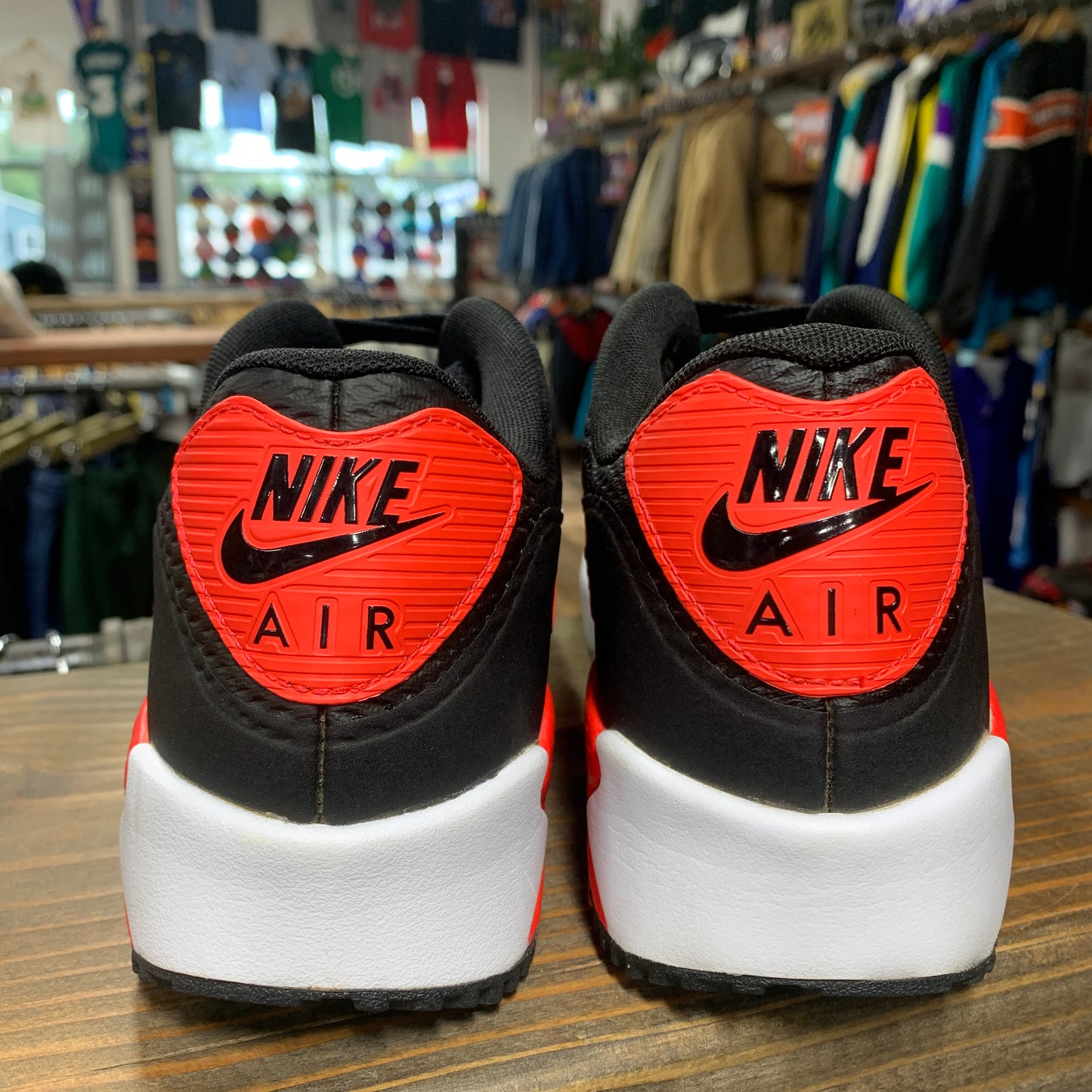 Nike Air Max 90 'Black Infrared Golf' Size 9