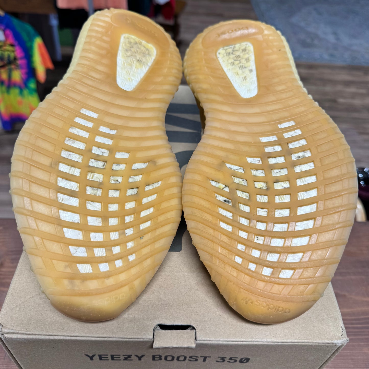 Yeezy 350 v2 'Linen' Size 9.5