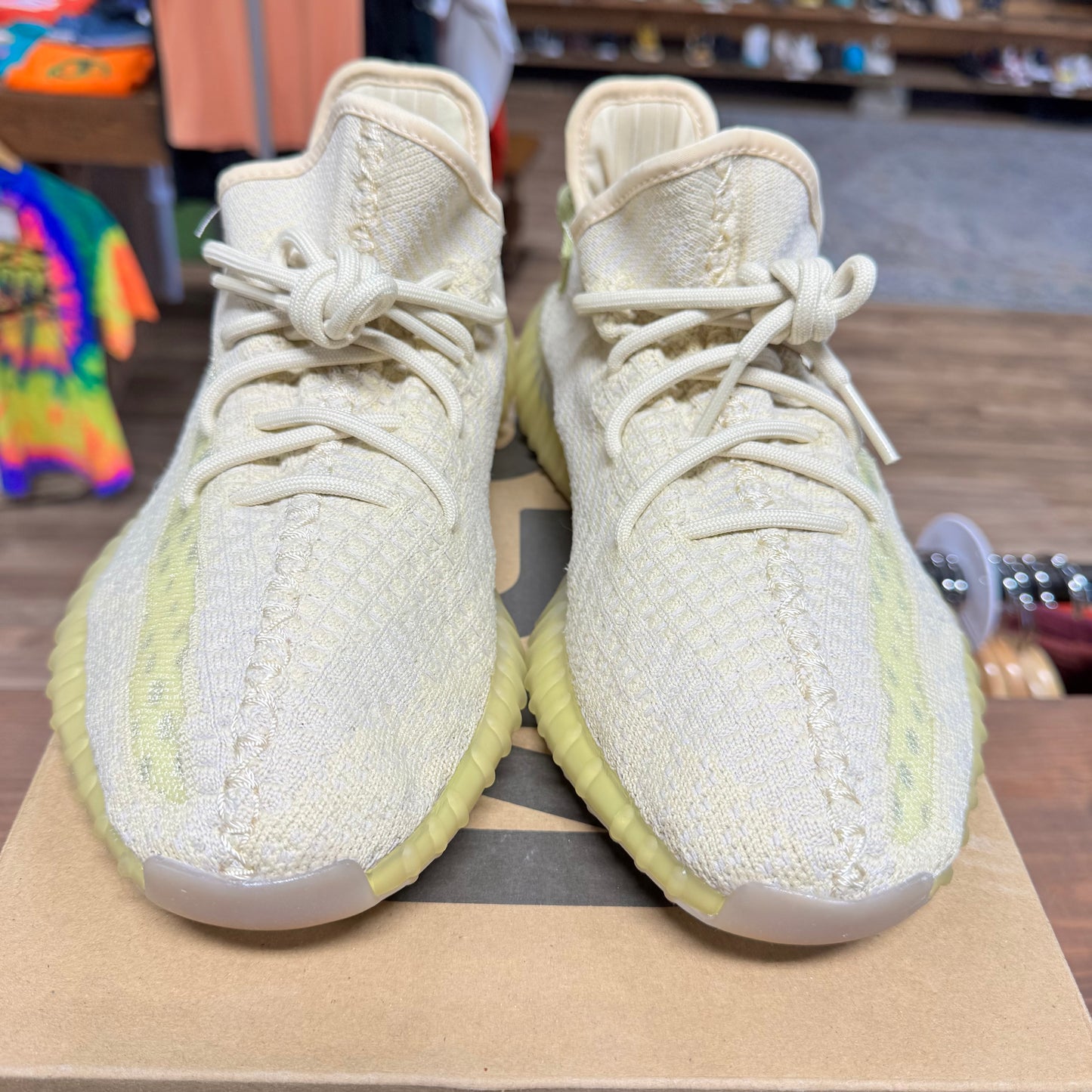 Yeezy 350 v2 'Flax' Size 9.5