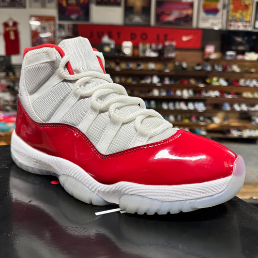 Jordan 11 'Cherry' Size 9