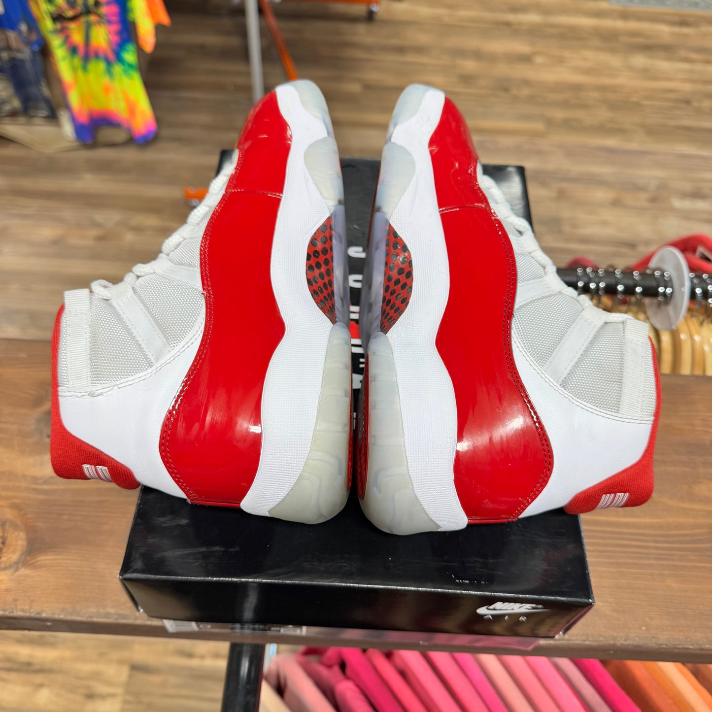 Jordan 11 'Cherry' Size 9