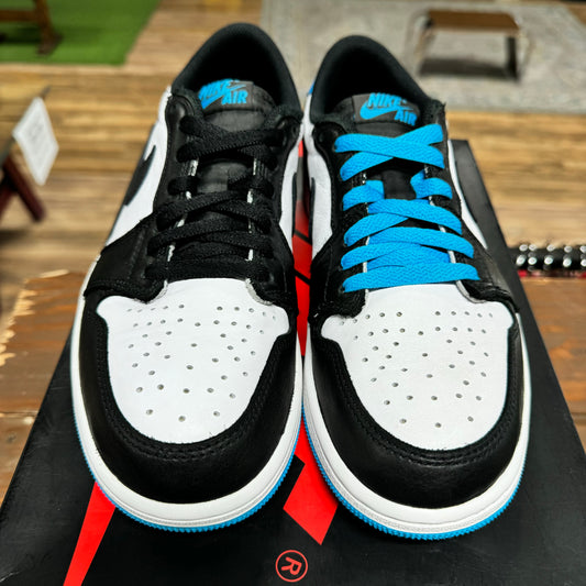 Jordan 1 Low 'UNC Powder Blue' Size 8.5