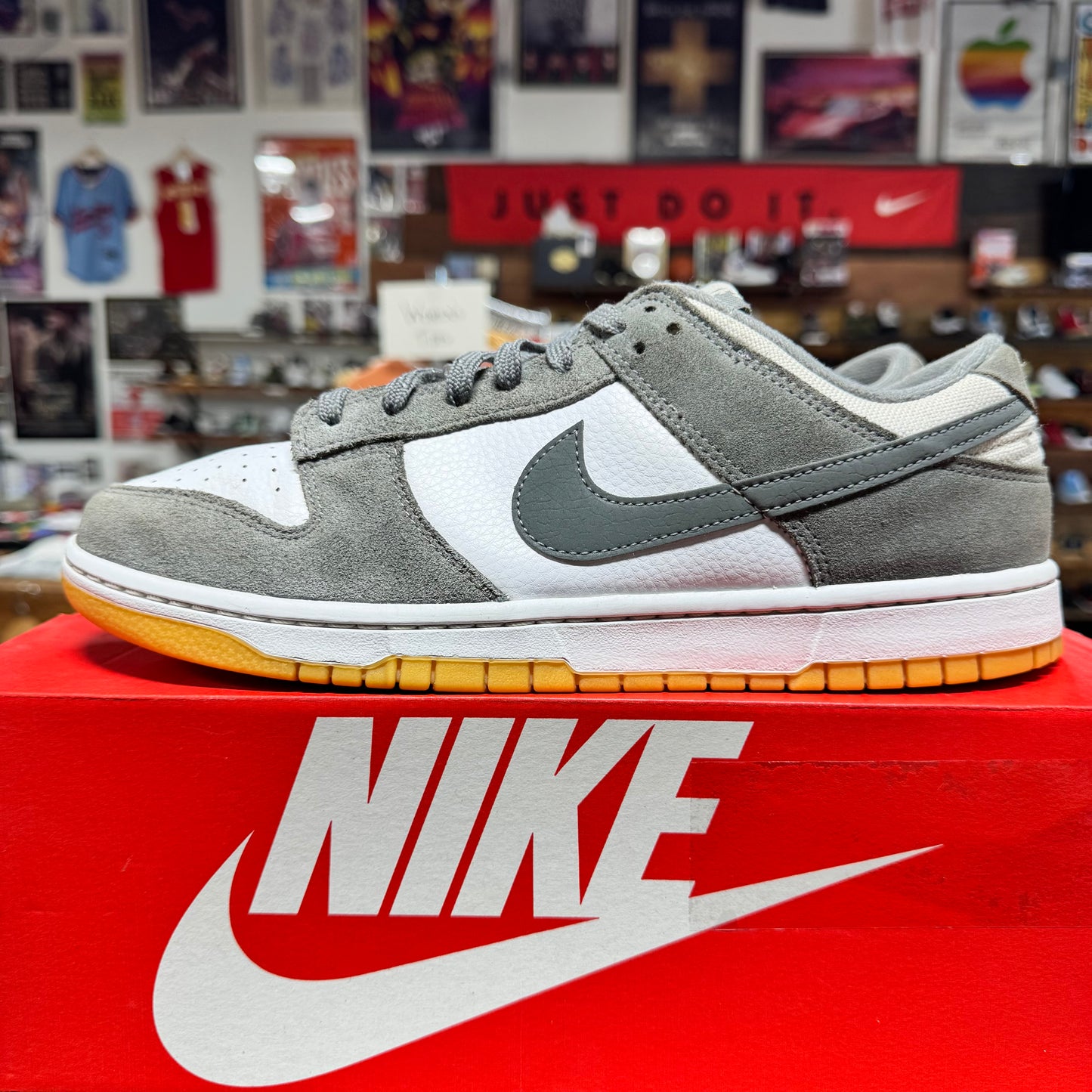 Nike Dunk Low 'Smoke Grey Gum' Size 11