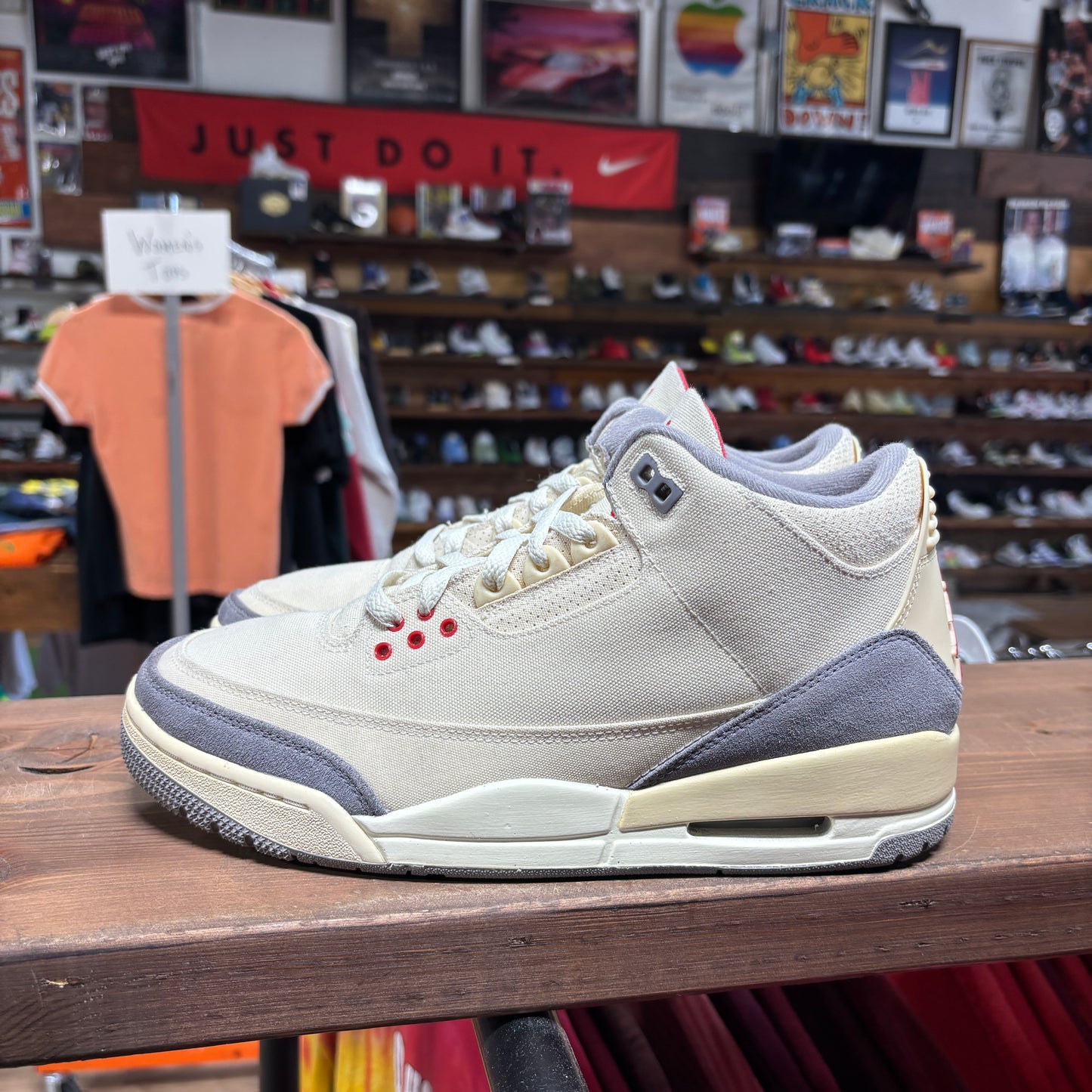 Jordan 3 'Muslin' Size 9