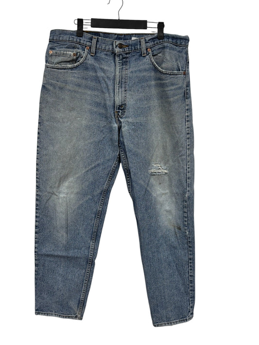 Vintage 90's Levi's Made in USA 550 Light Wash Denim Jeans Size 36x30