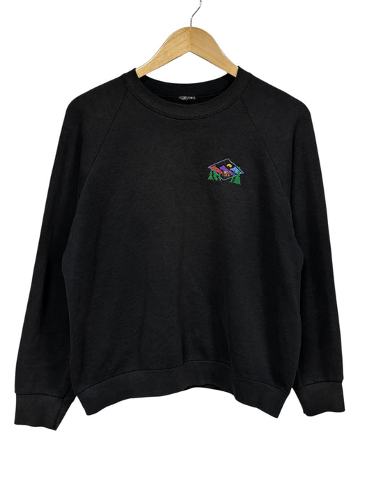 Vintage 80's Embroidered Cabin Nature Graphic Sweater Size Medium