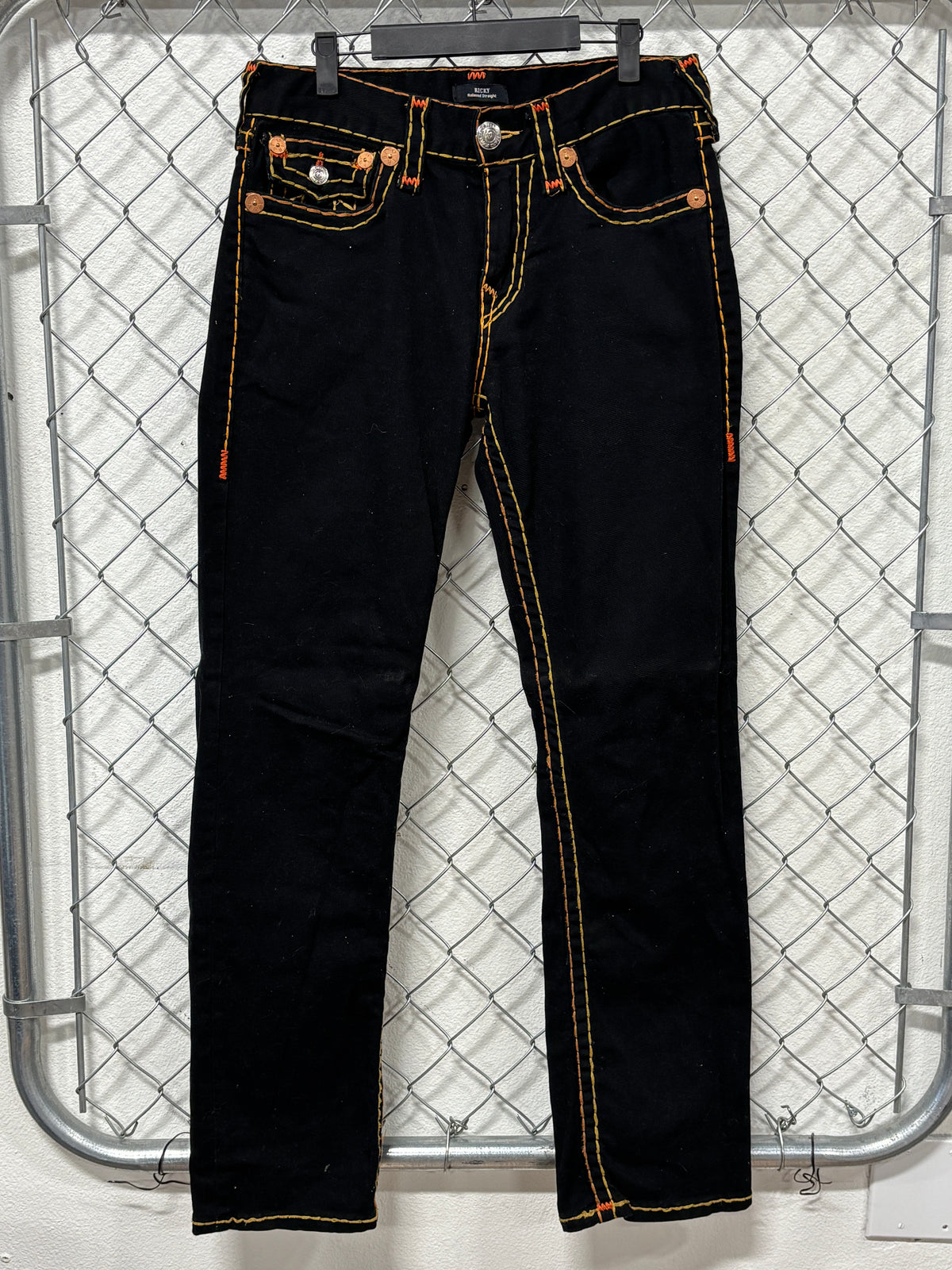 True Religion Ricky Relaxed Straight Black Orange Stitching Jeans Size 32x32
