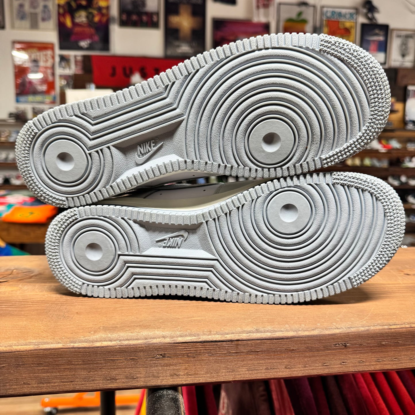 Nike Air Force 1 Low 'Photon Dust' Size 10