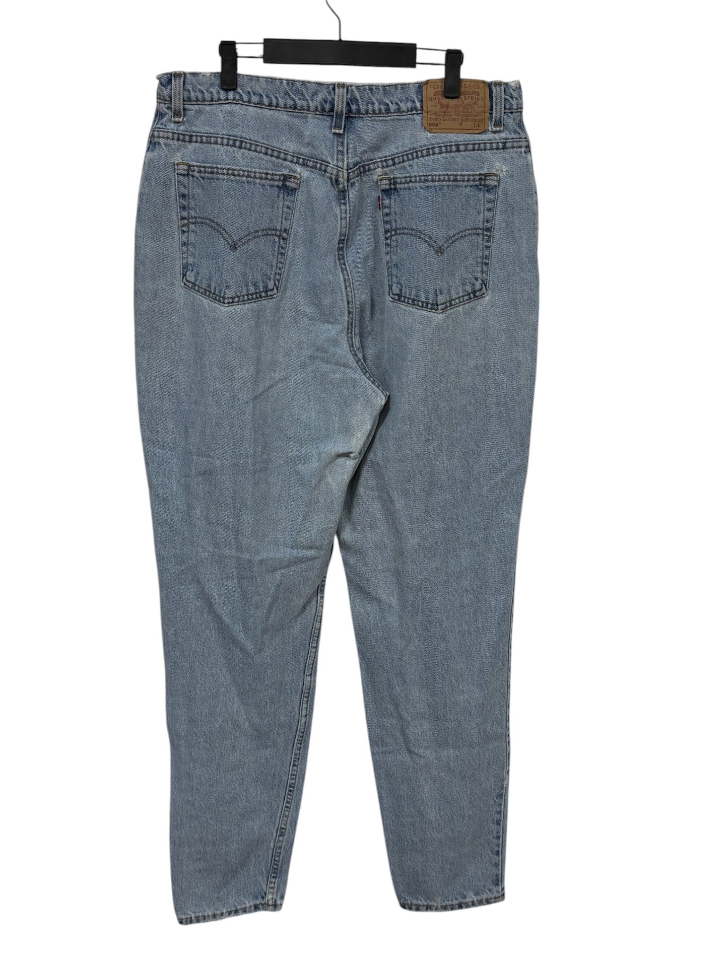 Vintage 90's Levi's Women's 550 Relaxed Fit Light Wash Jeans Size 35x31