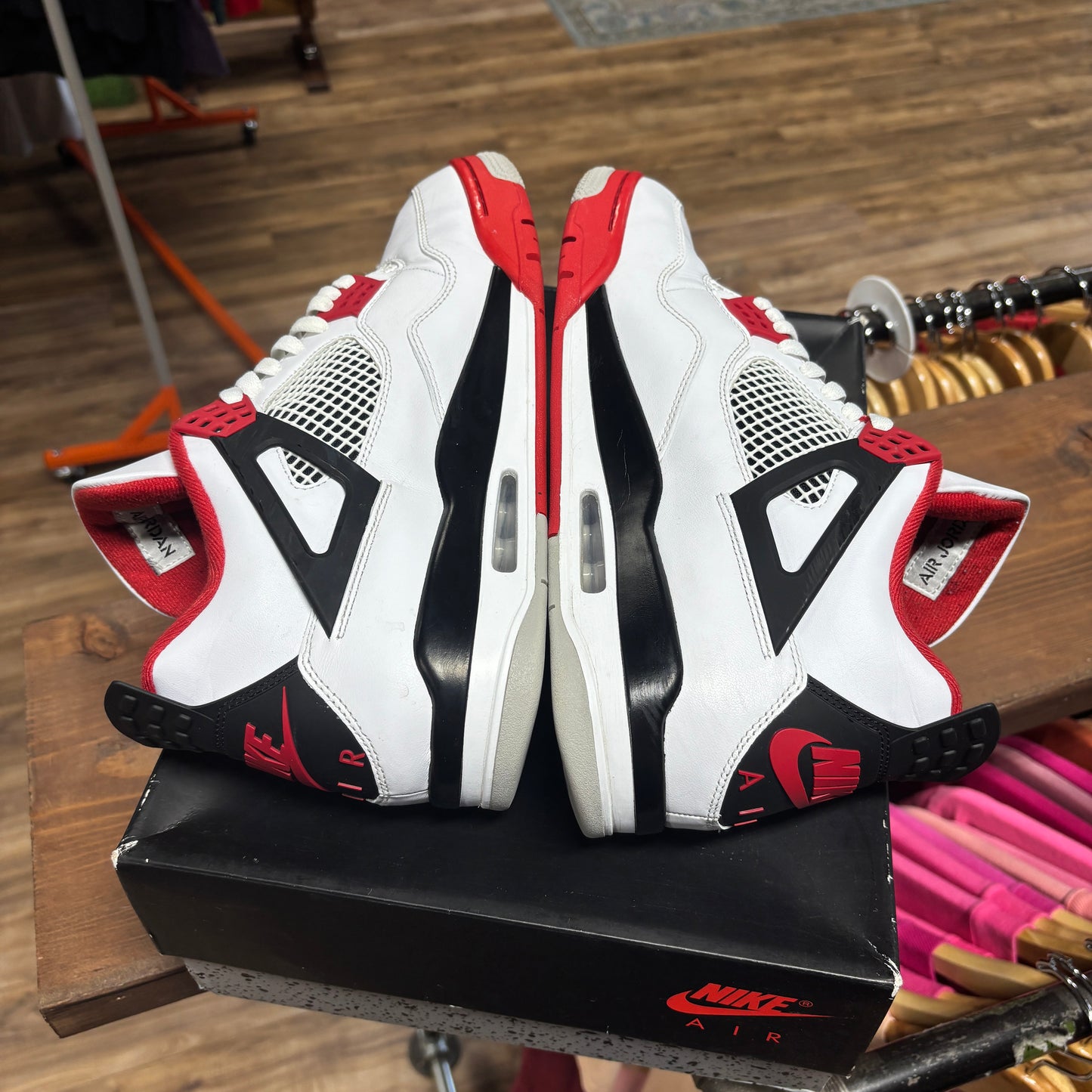 Jordan 4 'Fire Red' Size 13