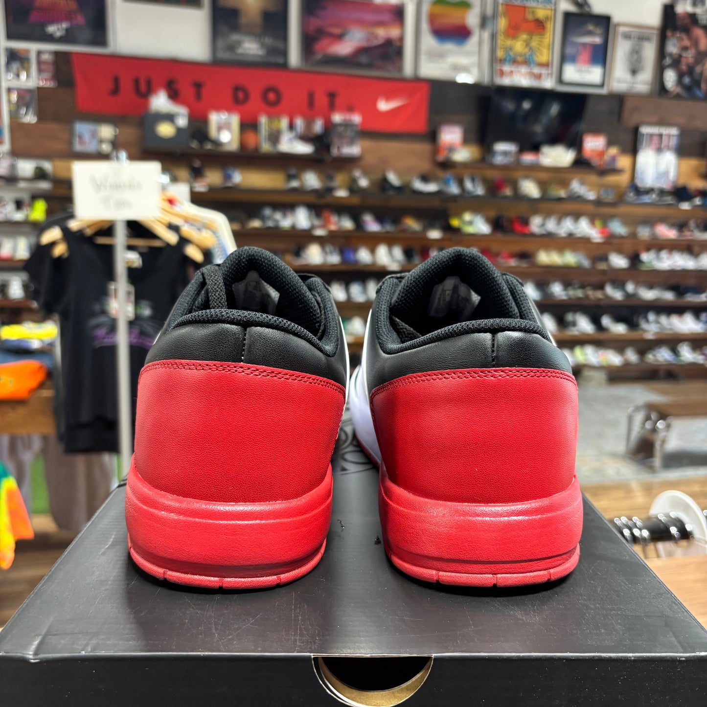 Jordan 1 Nu Retro Low 'Varsity Red Black' Size 13