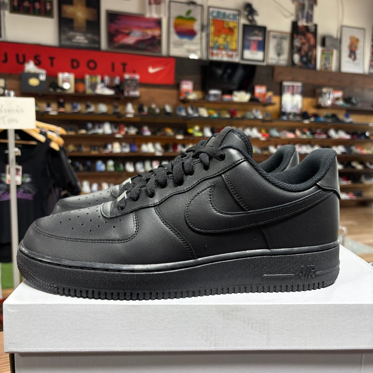 Nike Air Force 1 Low 'Triple Black' Size 12