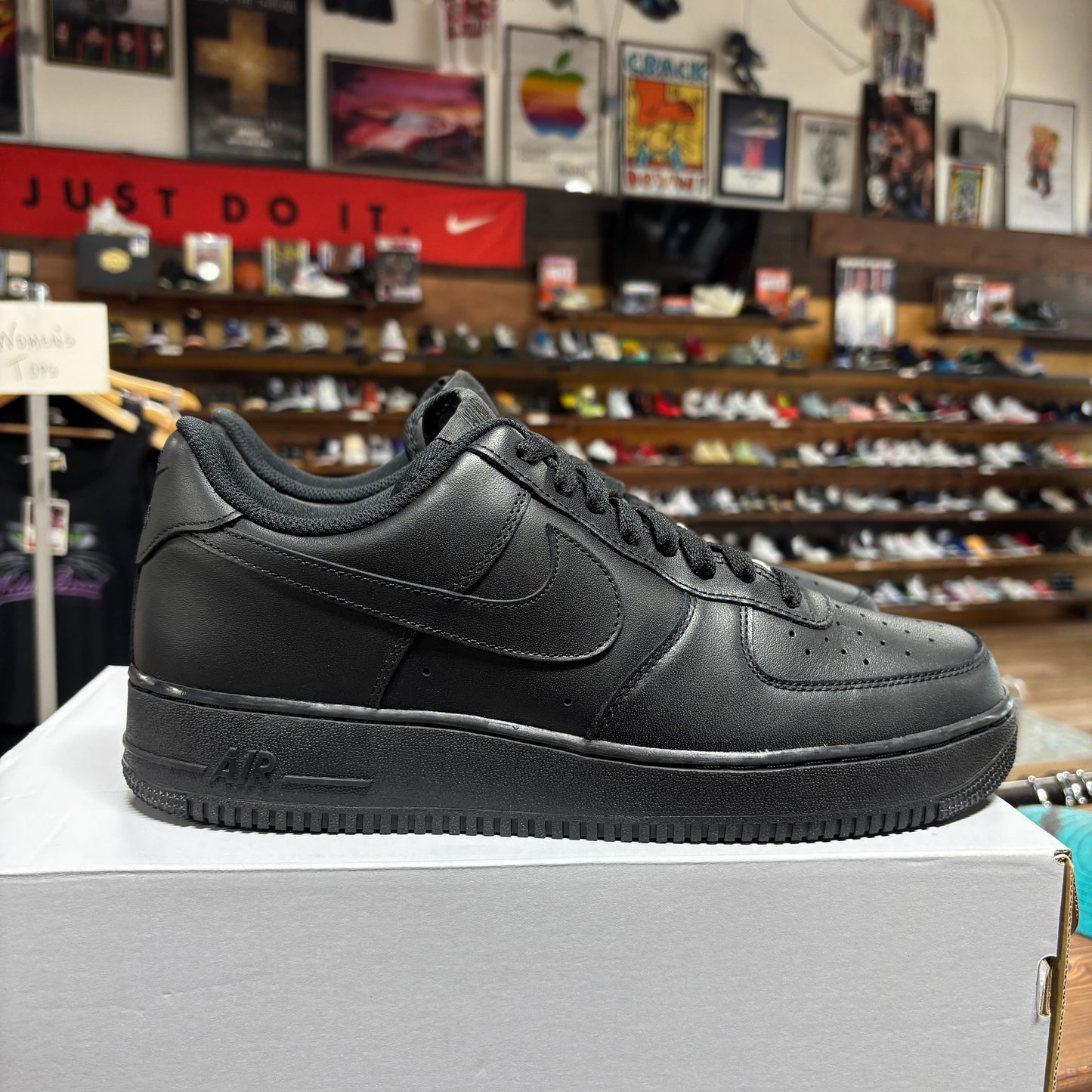 Nike Air Force 1 Low 'Triple Black' Size 12