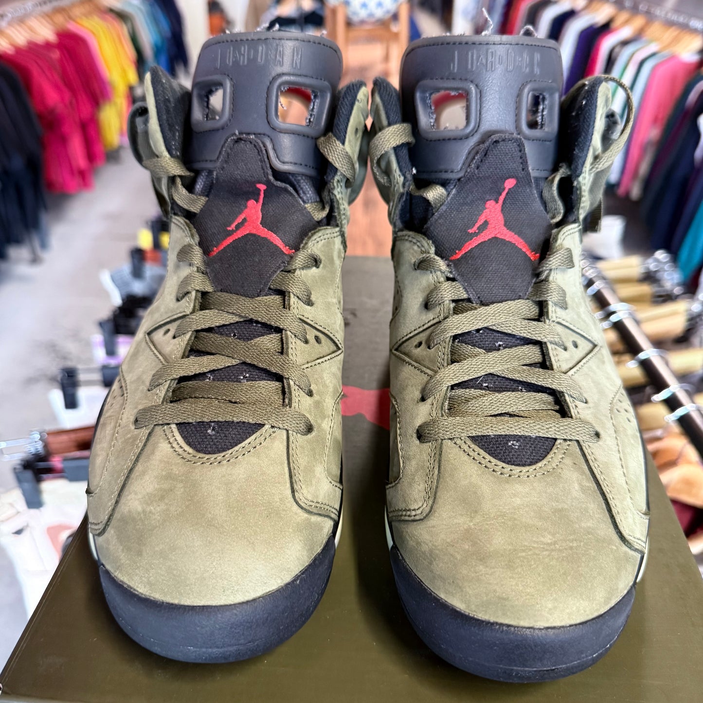 Jordan 6 'Travis Scott Olive' Size 9