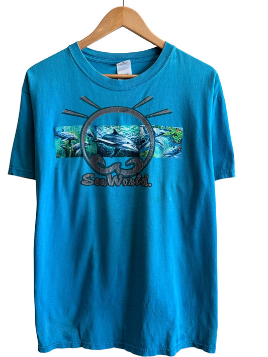 Vintage Y2K Sea World Aquatic Life Nature Graphic Tee Size Large