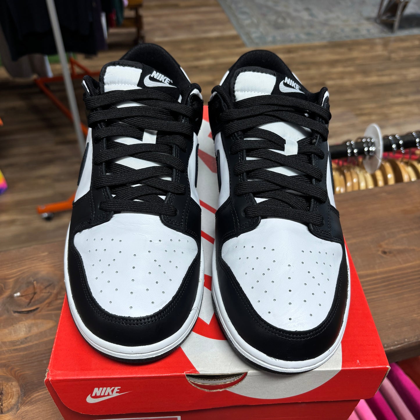 Nike Dunk Low 'Panda' Size 10.5
