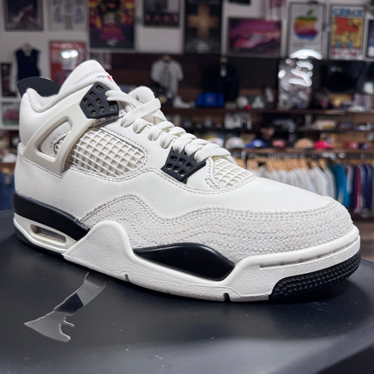 Jordan 4 'Flight Club' Size 9.5