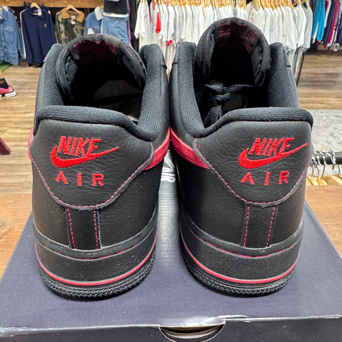 Nike AF1 Low 'Bred' Size 10.5