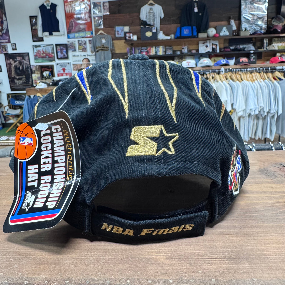 Vintage Starter Chicago Bulls 6 Time Champions Locker Room Hat NWT