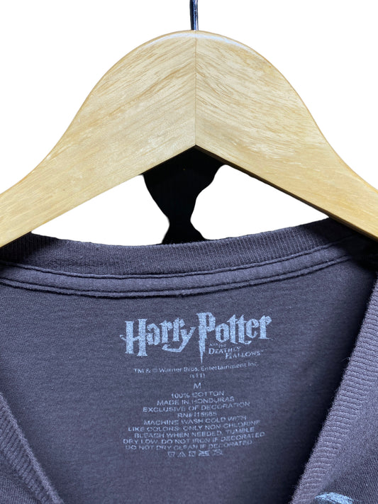 2010 Harry Potter Deathly Hallows Nowhere is Safe Graphic Tee Size Medium