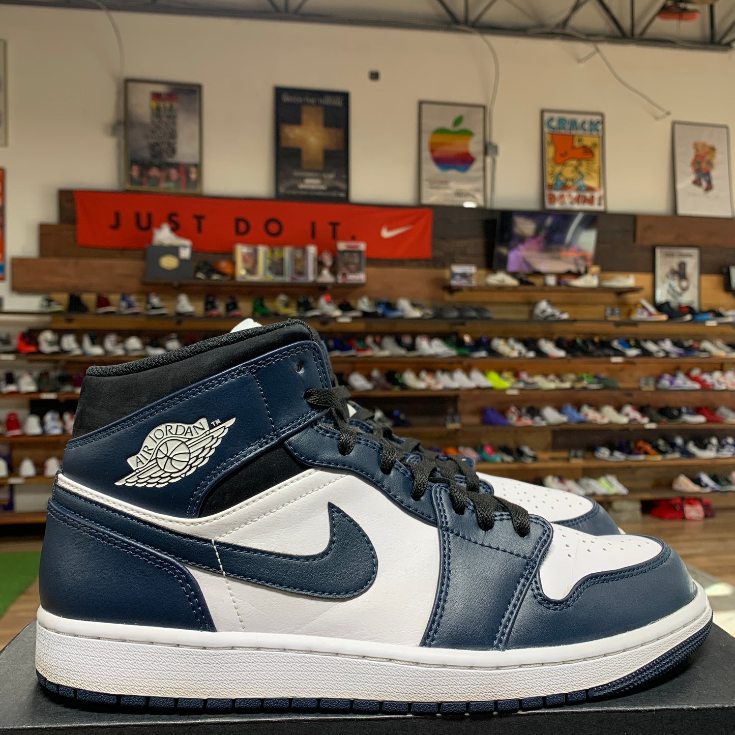 Jordan 1 Mid 'Armory Navy' Size 11