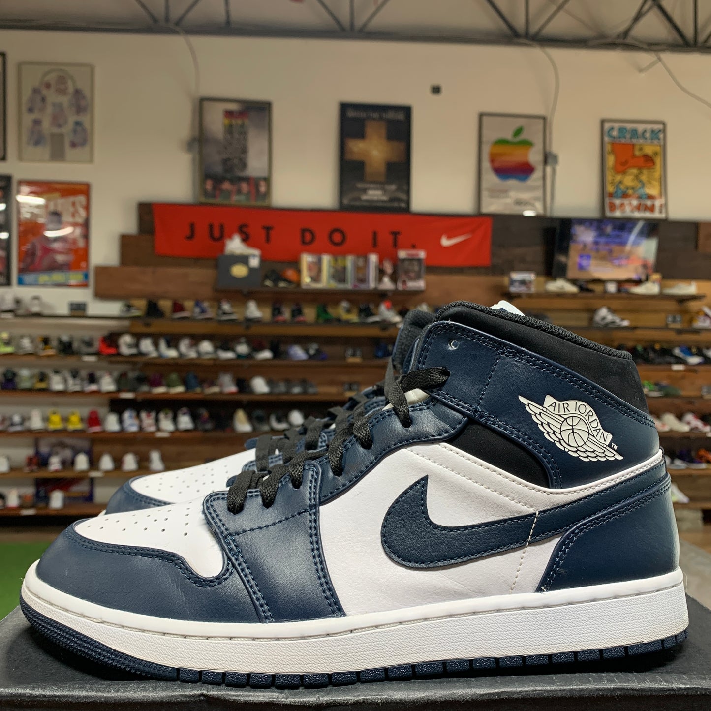 Jordan 1 Mid 'Armory Navy' Size 11