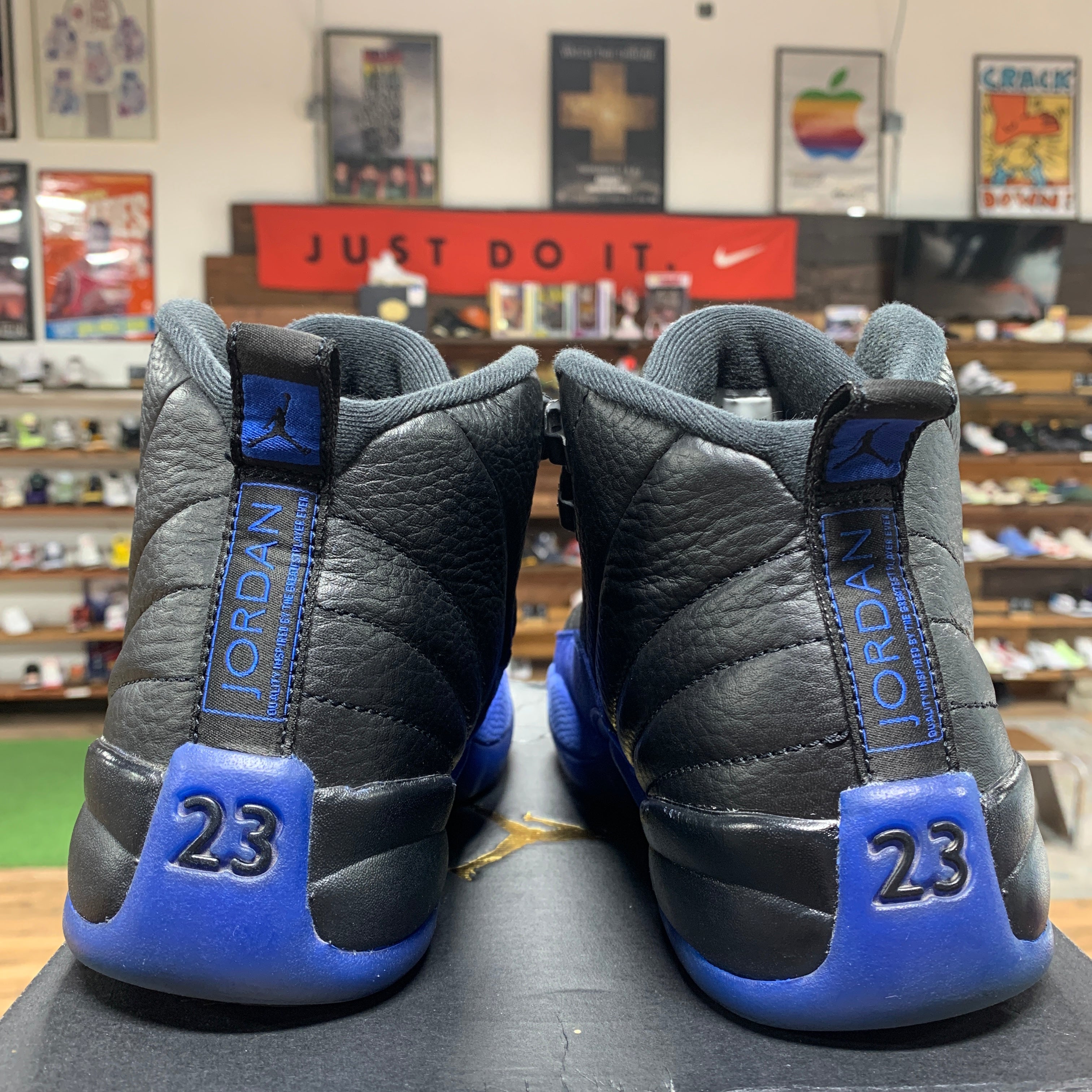 Jordan 12 game royal online