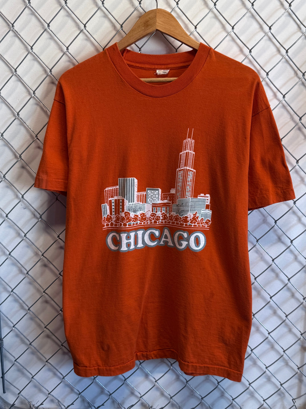 Vintage 90's Chicago Skyline Graphic Tee Size Large