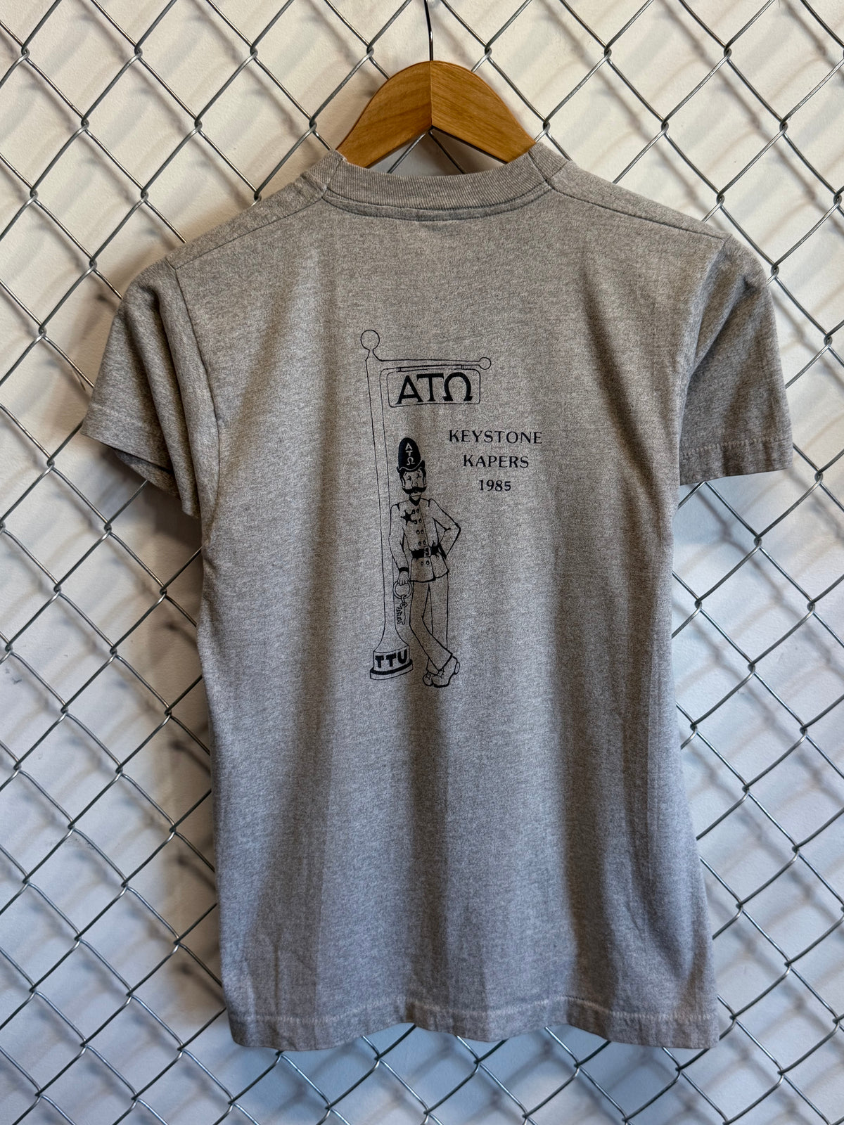 Vintage 1985 Bud Light Keystone Kapers Beer Promo Graphic Tee Size Small