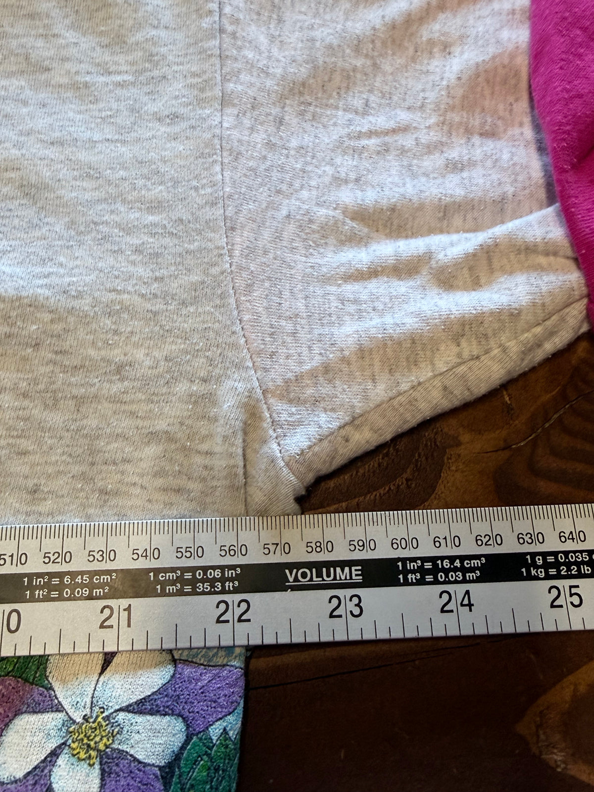 Vintage 90's Nature Mountain Meadows Graphic Tee Size XL