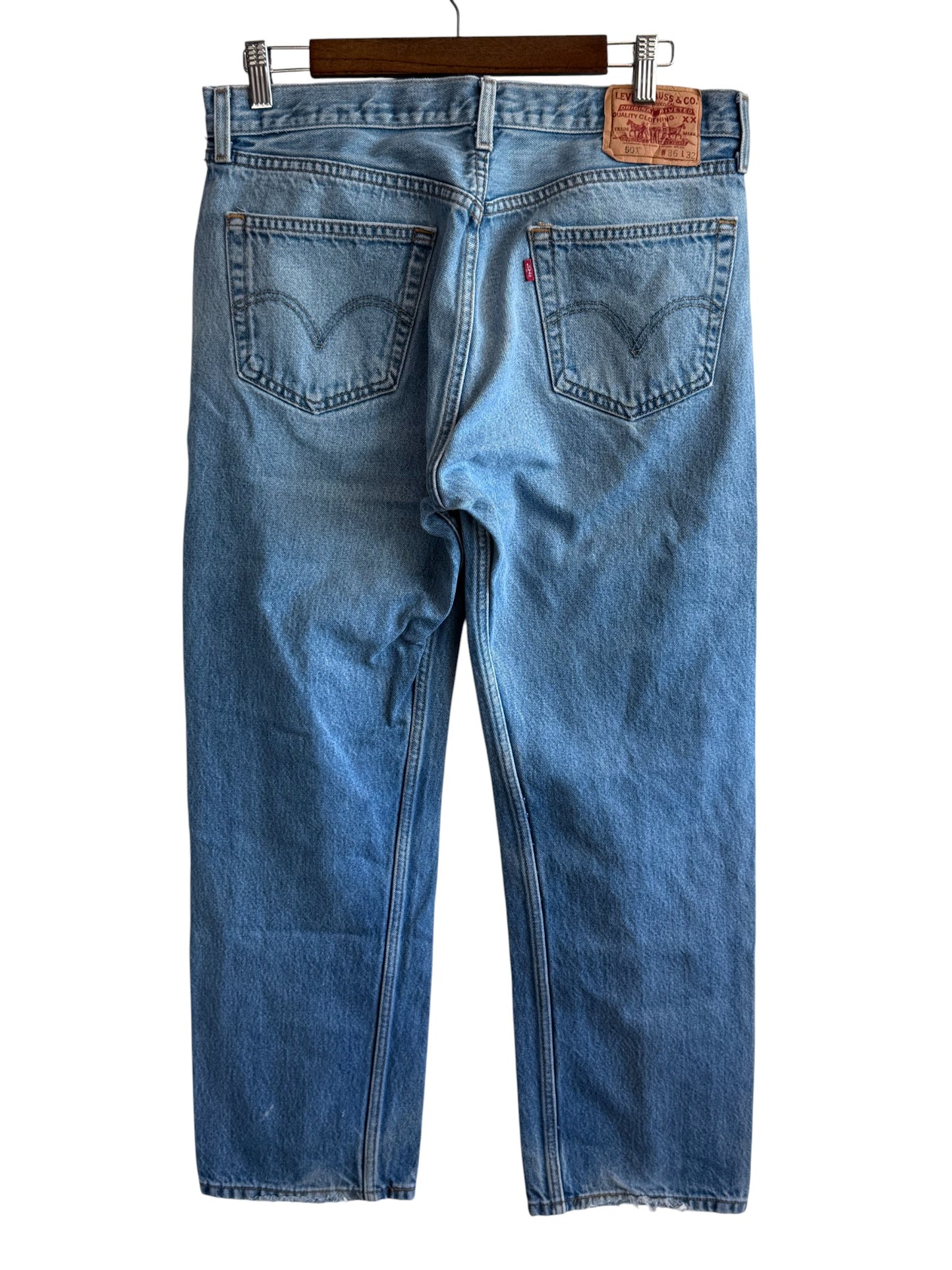 Vintage Levi's 501 Medium Wash Denim Jeans Size 34x29