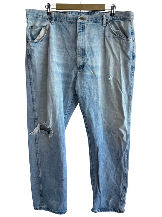 Vintage Wrangler Light Wash Denim Jeans Size 40x27
