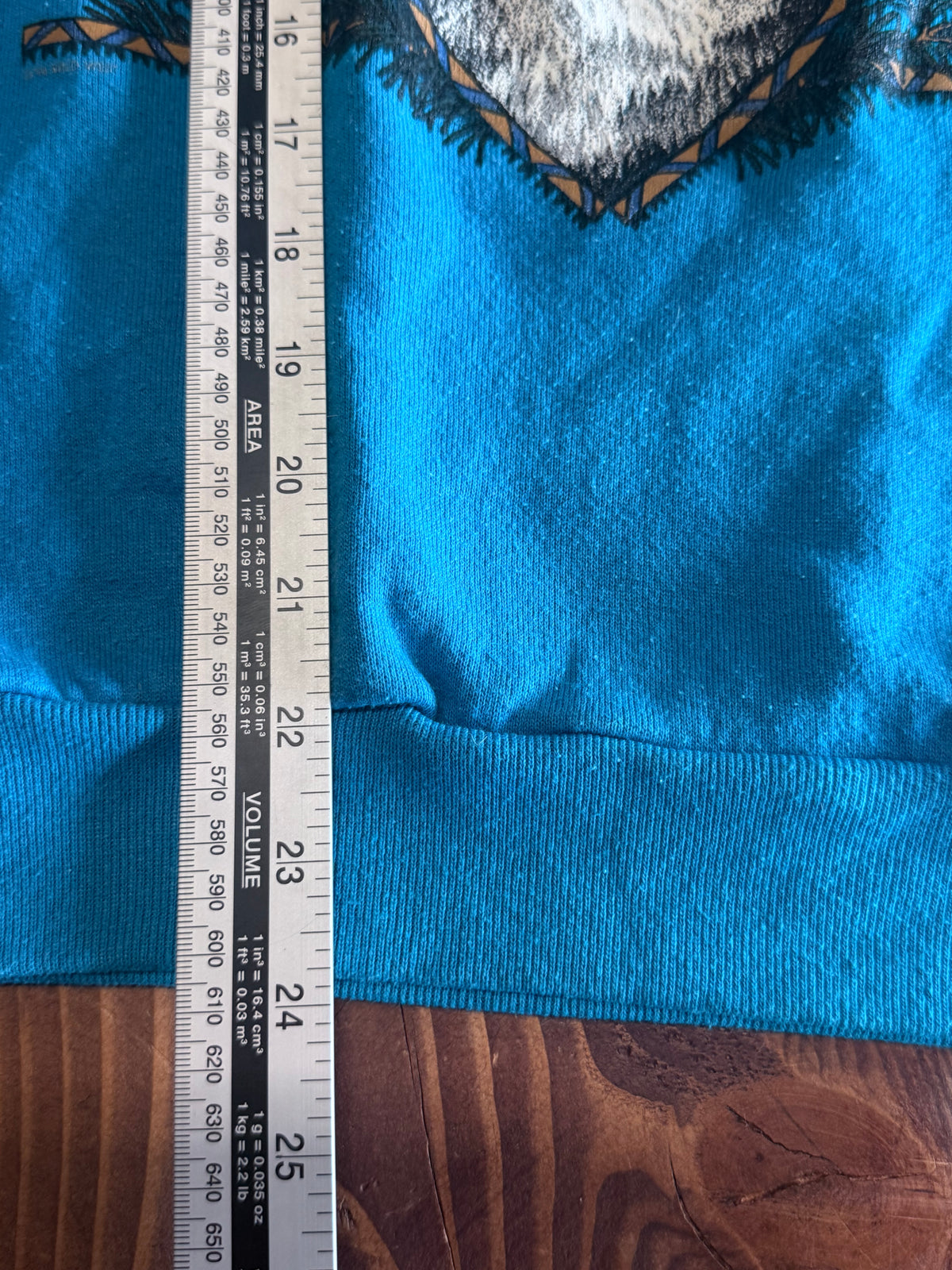 Vintage 90's Montana Lone Wolf Nature Crewneck Sweater Size Small