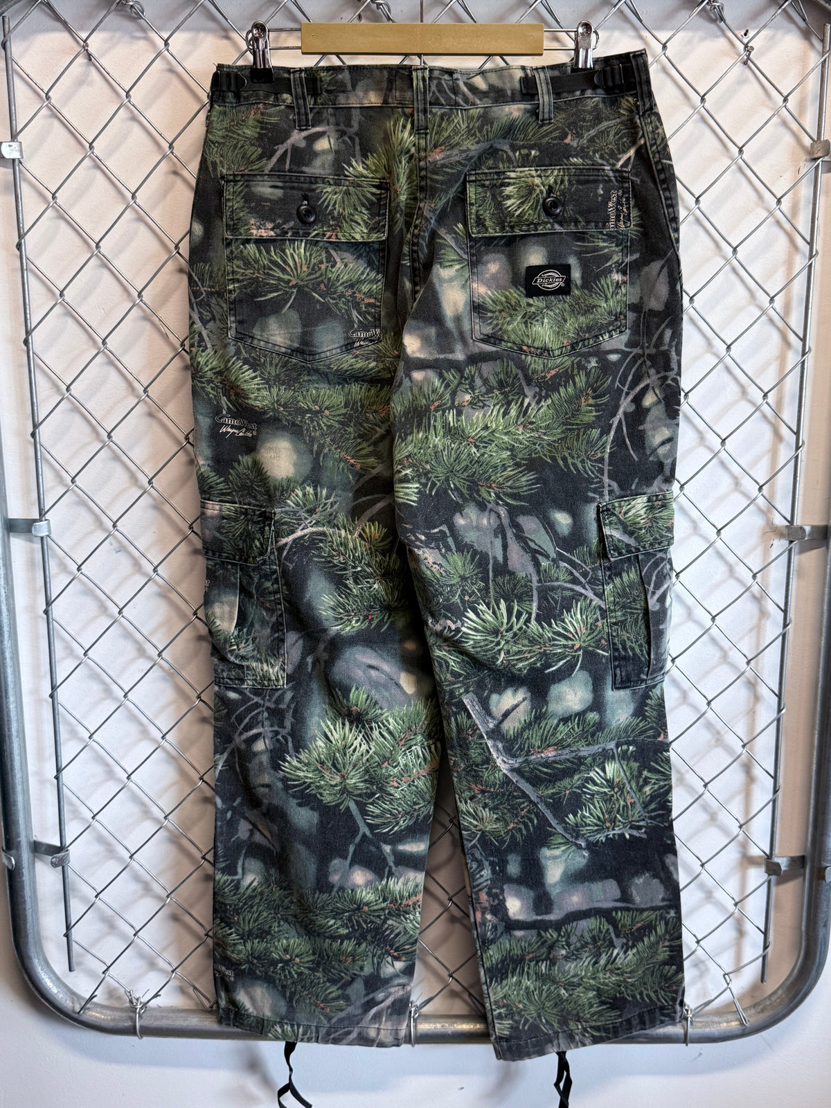 Dickies Pine Woodland Camo Cargo Pants Size 36x29
