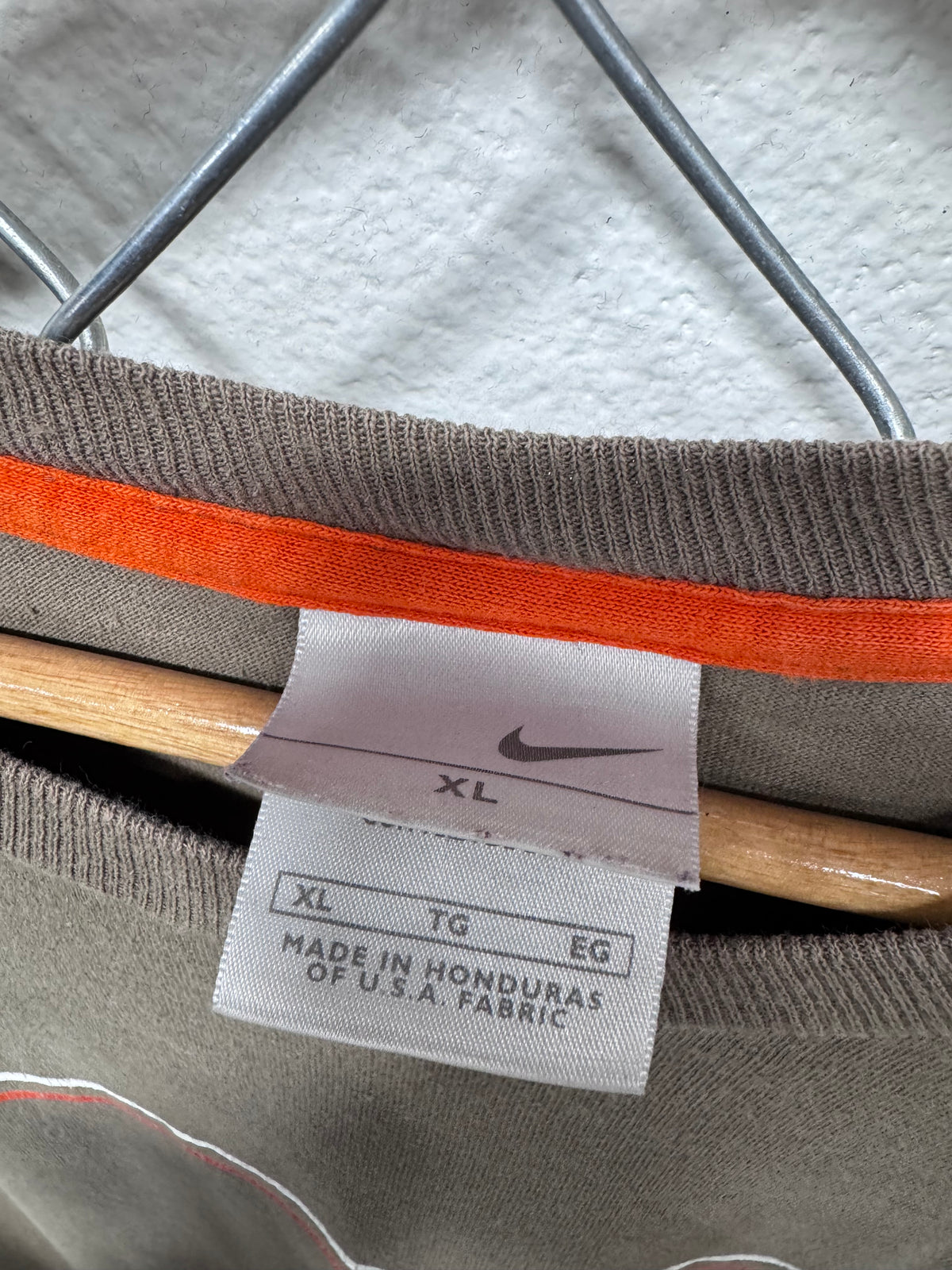 Y2K Nike Small Swoosh Stripe Logo Brown Tee Size XL