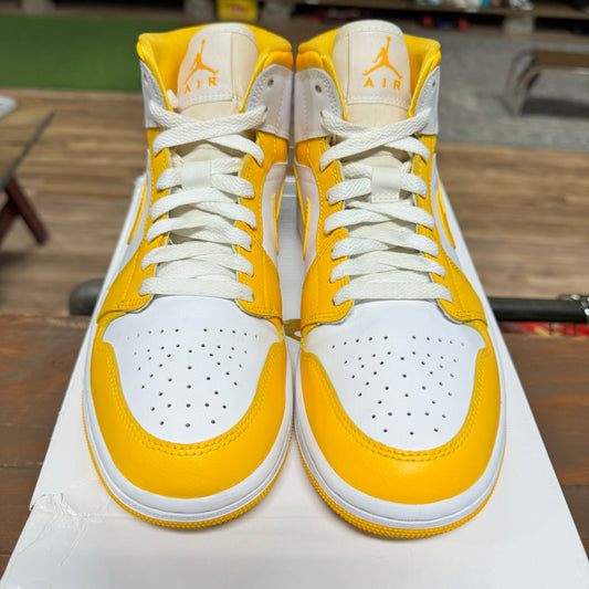 Jordan 1 Mid 'White University Gold' Size 8.5W